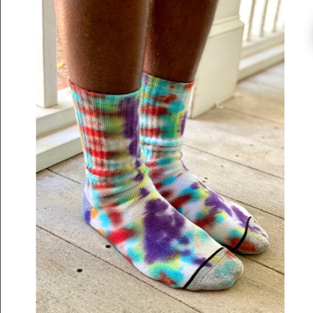 This listing is for assorted tie dye socks! - Picture 7 of 7